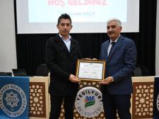 Mahalle Muhtarlarına Sertifikaları Takdim Edildi